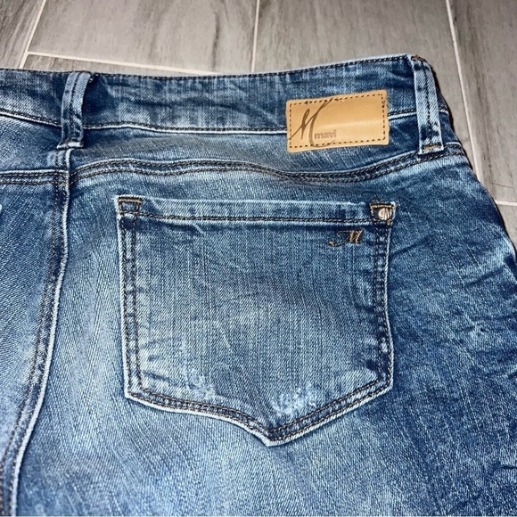 Mavi Jeans Light Wash Bleached Distressed Emma Slim Boyfriend Jeans, Size 27 - Picture 11 of 14
